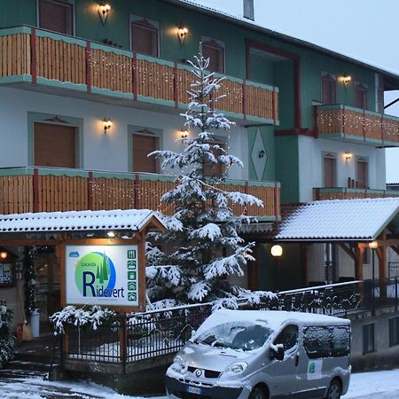 Hotel Locanda Ridevert Tione di Trento Exterior foto